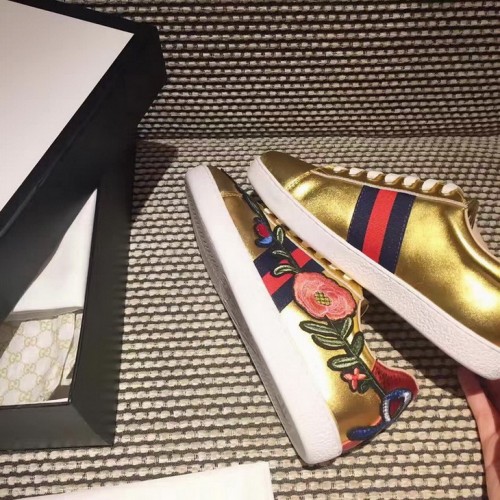 Gucci Ace embroidered low-top sneaker gold